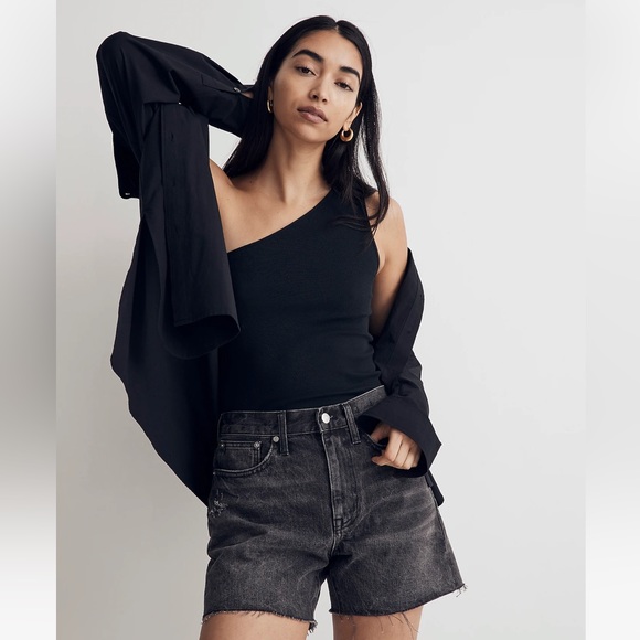 Madewell Pants - NWT Madewell Relaxed Mid-Length Denim Shorts